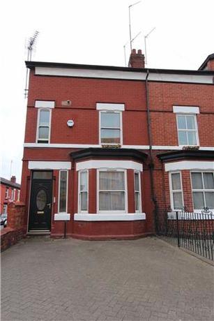 5 Bedroom Shared Acc...